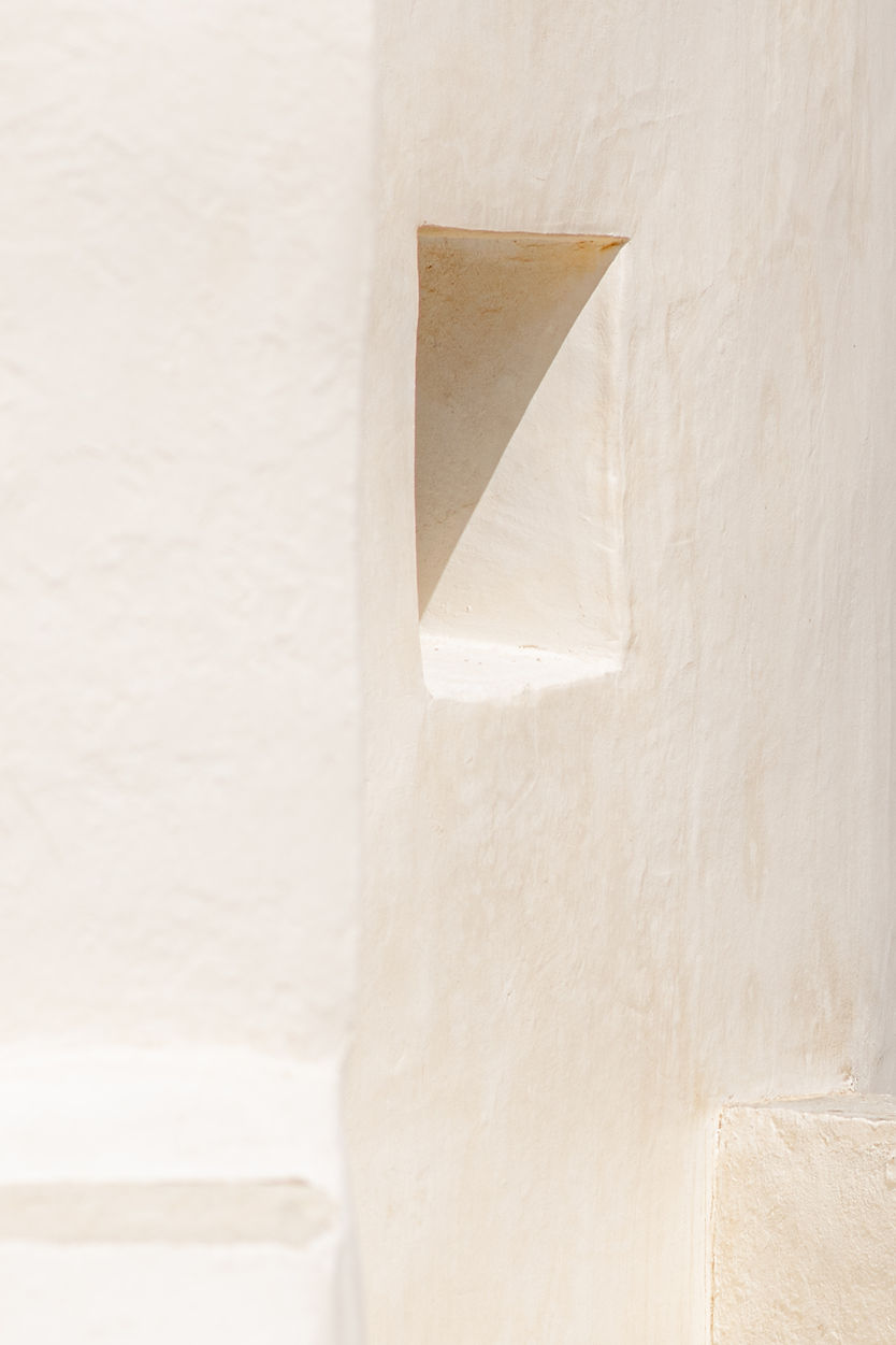 Image by laura adai