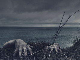 Did you read these horror books in Halloween?