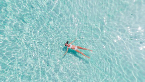 She Floats 