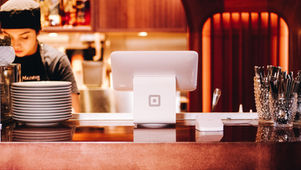 Receptionist di Ristorante - Ristorante Italiano | West Bund MGM Hotel, Shanghai - Lavoro con Cinese  