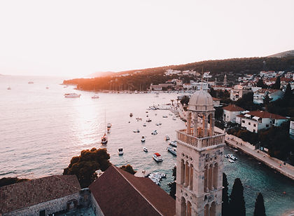 Endless Roman ruins, romantic Venetian towns and Byzantine churches. Sun-bleached hills descending to cobalt blue seas, which in turn straddle a coast dotted with picturesque isles. And if that is not enough, come and find out why Croatian wines and olive oils are making a mark on the world stage. This private journey through Croatia takes you to the highlights: the Palace of Diocletian in Split, the stunning Gothic palaces, winding pedestrianized marble streets and old Venetian harbour of Hvar, the baroque buildings and ancient city walls Of Dubrovnik.
As with all our private tours, this sample itinerary can be completely tailored to create the perfect journey of discovery for you.