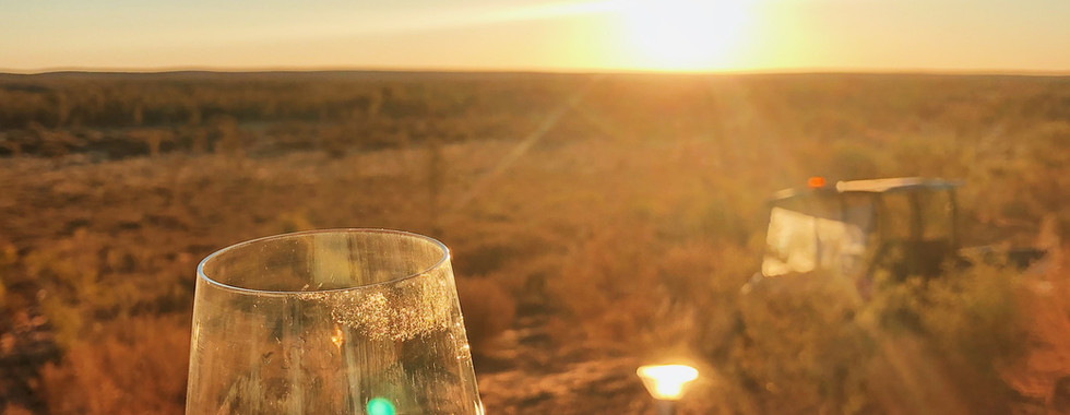 Uluru, Ayers Rock, what to visit in Australia, tours to Australia, guide in Australia