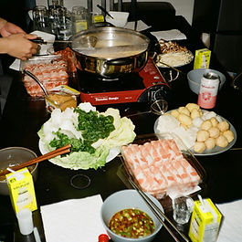 Préparation avec les légumes du potager en vue de la dégustation ouverte du vendredi 17, soupe potiron, déclinaisons variées avec la laitue, cake aux carottes