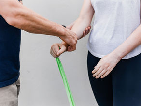How Chiropractic and Acupuncture Work Together: A Holistic Approach to Health in Brentwood