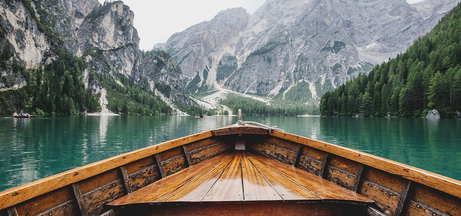 Image by Luca Bravo