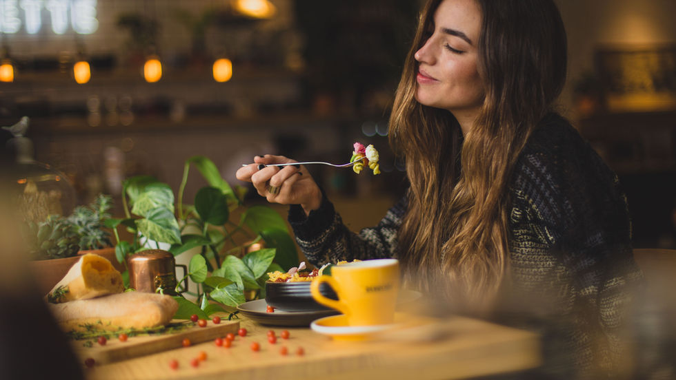 Mindful eating is a transformative practice that invites you to fully engage with your meals, allowing you to savour each bite and appreciate the intricate details of your food. 
