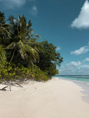 The Healing Ocean Yoga Retreat, Maldives, 25.04. - 05.02.2026, Deutschsprachiges Yoga Retreat, Ohana Yoga Studio, Elisabeth Lorbeer