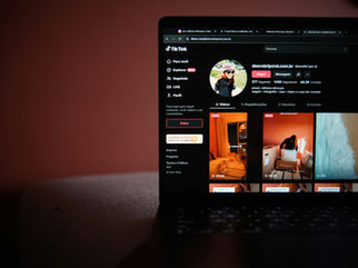 How to Write Social Media Captions That Actually Sell Your Products