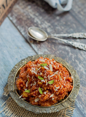 Gajar halwa - Indian carrot pudding