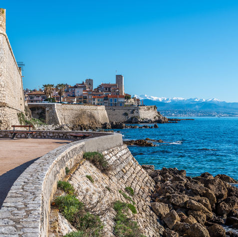 Chauffeur privé à Antibes et Cap d’Antibes