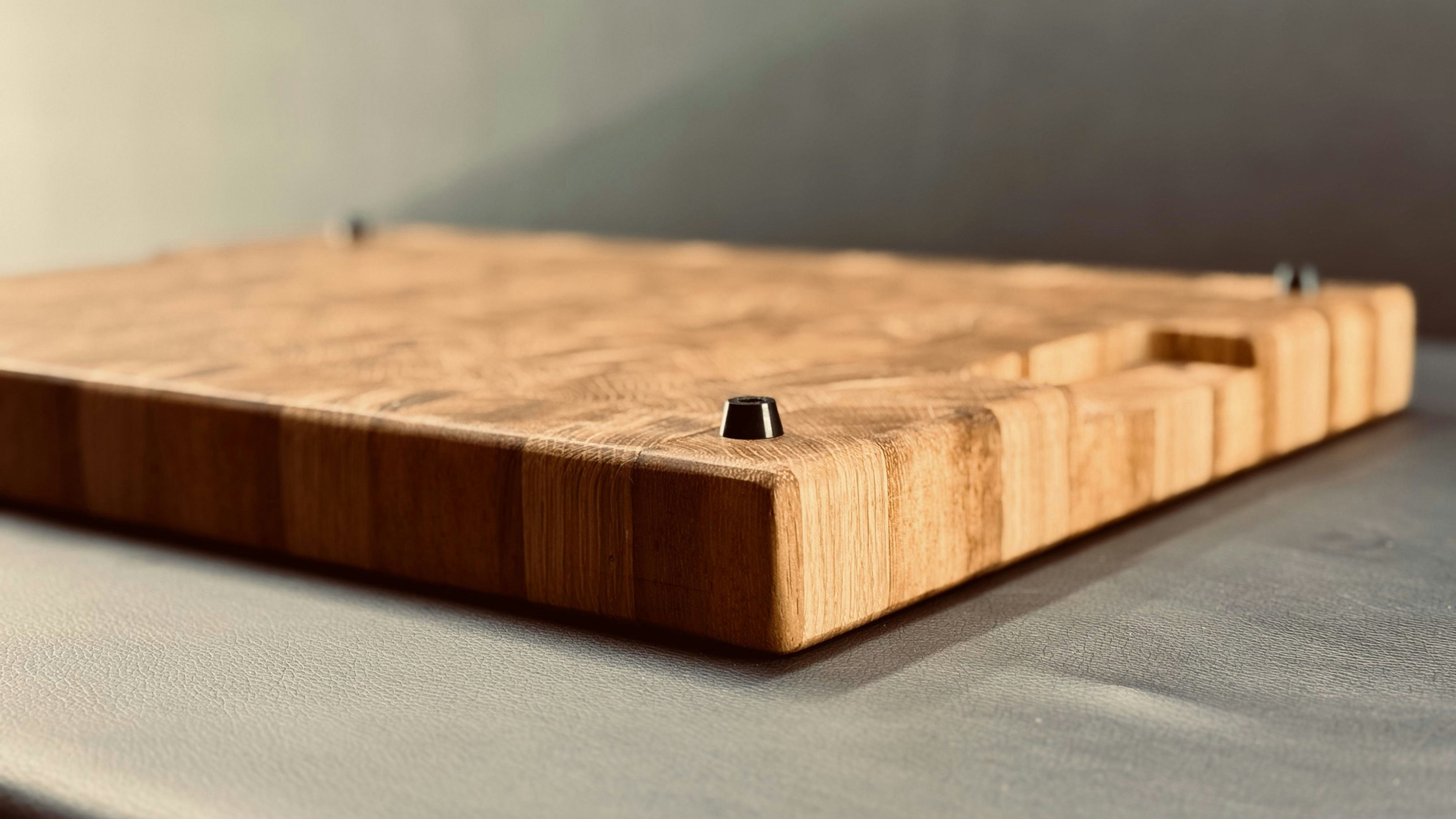 End-Grain Cutting Board - Handcrafted Maple & Walnut