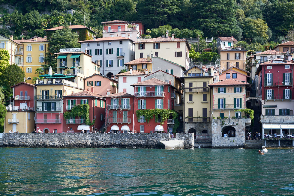 Lake Como in 2 days. View of Varenna