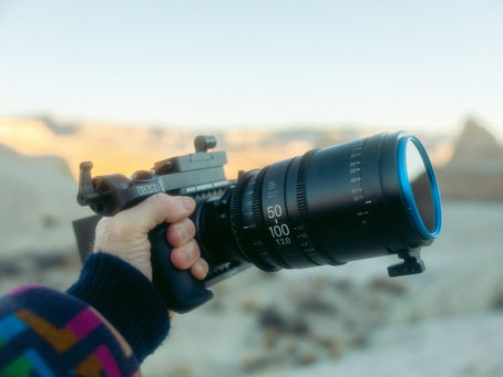 Physical VS Online Camera Shop
