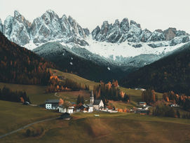 義大利 福內斯 (Funes) Santa Maddalena 遊覽車停車須知