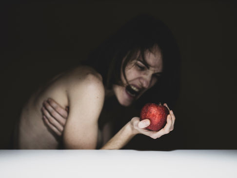 10 Signs Your Girlfriend May be Emotionally Immature