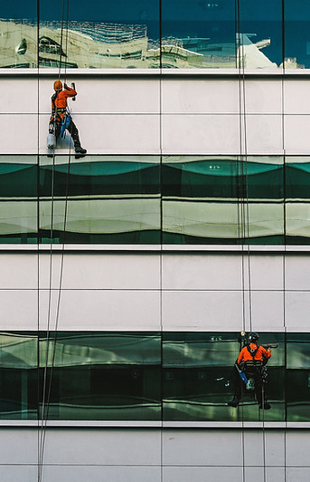 Experienced team offering rope access solutions for Lethbridge businesses