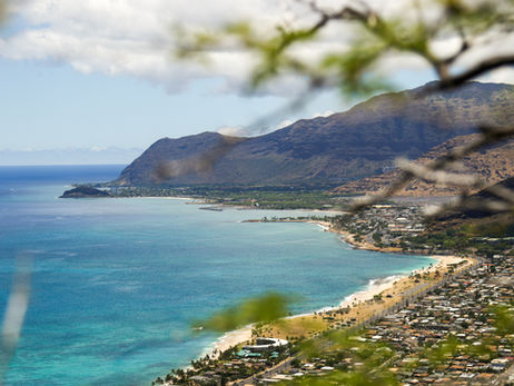 West Side Oahu Surf Guide: Tracks, Makaha, Ewa Beach & More