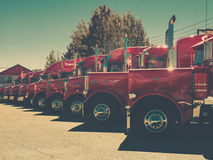 Comparing Top Commercial Trucking Insurance Carriers
