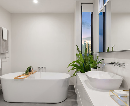 Free standing tub