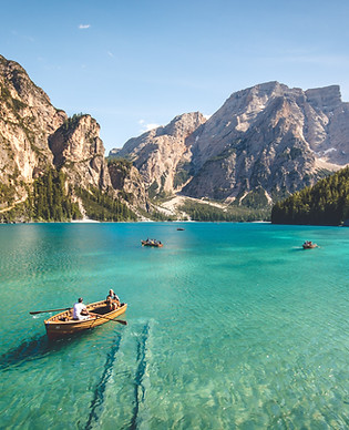 Image by Pietro De Grandi