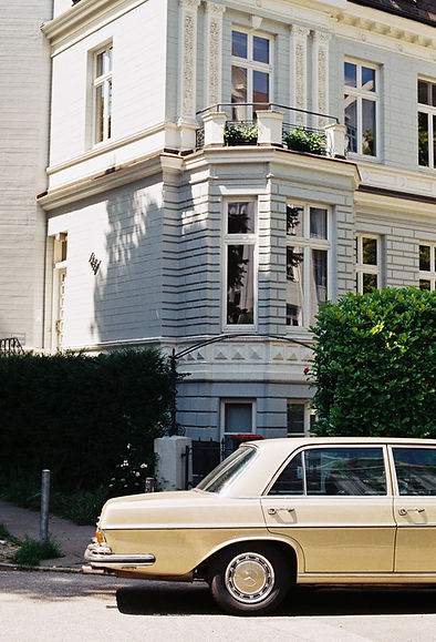 Image by Pablo Heimplatz