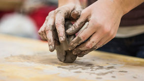 La dimension thérapeutique d'une séance d'art-thérapie argile. Interview vidéo