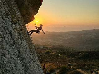 TIE A KNOT AND HANG ON