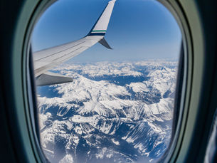 eSIM Wanderlust: Ultimate February Vacation Spots