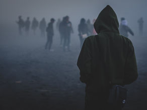 Hetzjagd und kein Schutz: Juden fliehen vor brutalem Mob