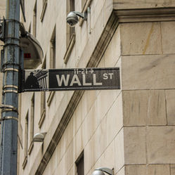 Private Equity Navigates Volatility Amid Economic Uncertainty
