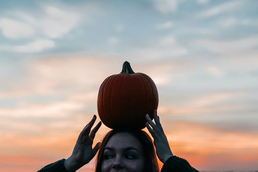 Porches & Pumpkins | A College Hill Evening Walk