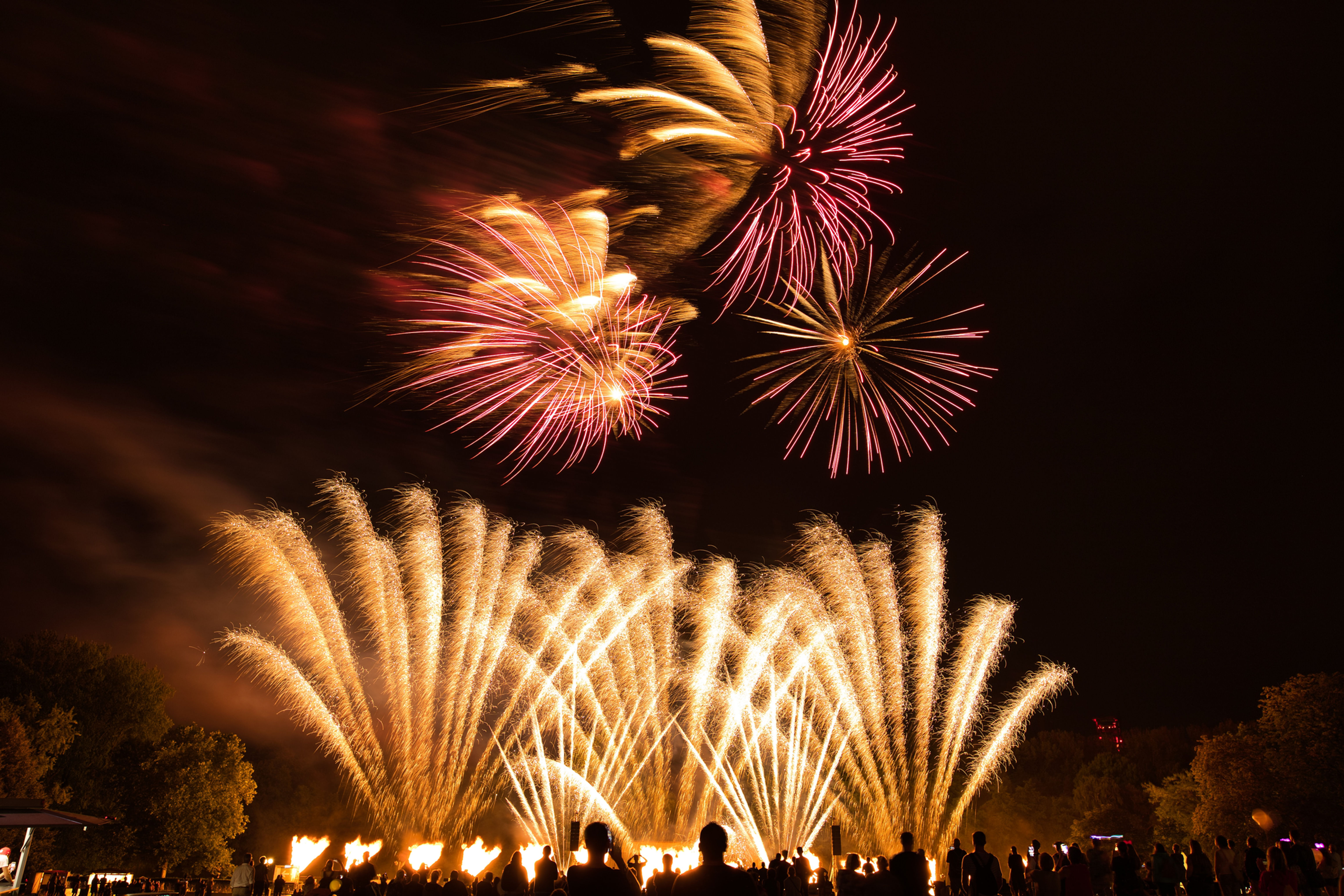 NEU  SILVESTERZAUBER ALL INCLUSIVE in der Hansestadt Hamburg