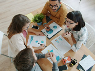How to Manage Multiple Projects Without Losing Visibility