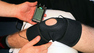 Knieschmerzen vorne: Ursachen, Symptome, Diagnose und Therapie