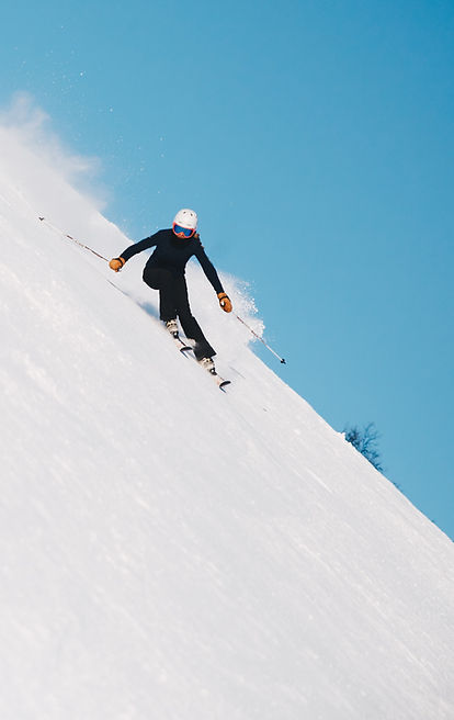 Saut en milieu de planche à voile