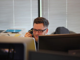 How a Contact Centre Improves Customer Experience for SMEs