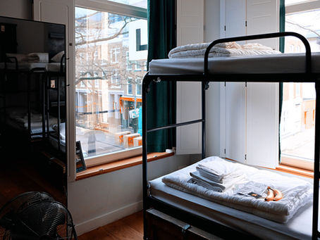 Can Adult Bunk Beds Hold a Grown Adult? Plus Buying Tips
