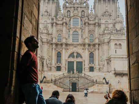 Compostela – Muito Além do Caminho de Santiago