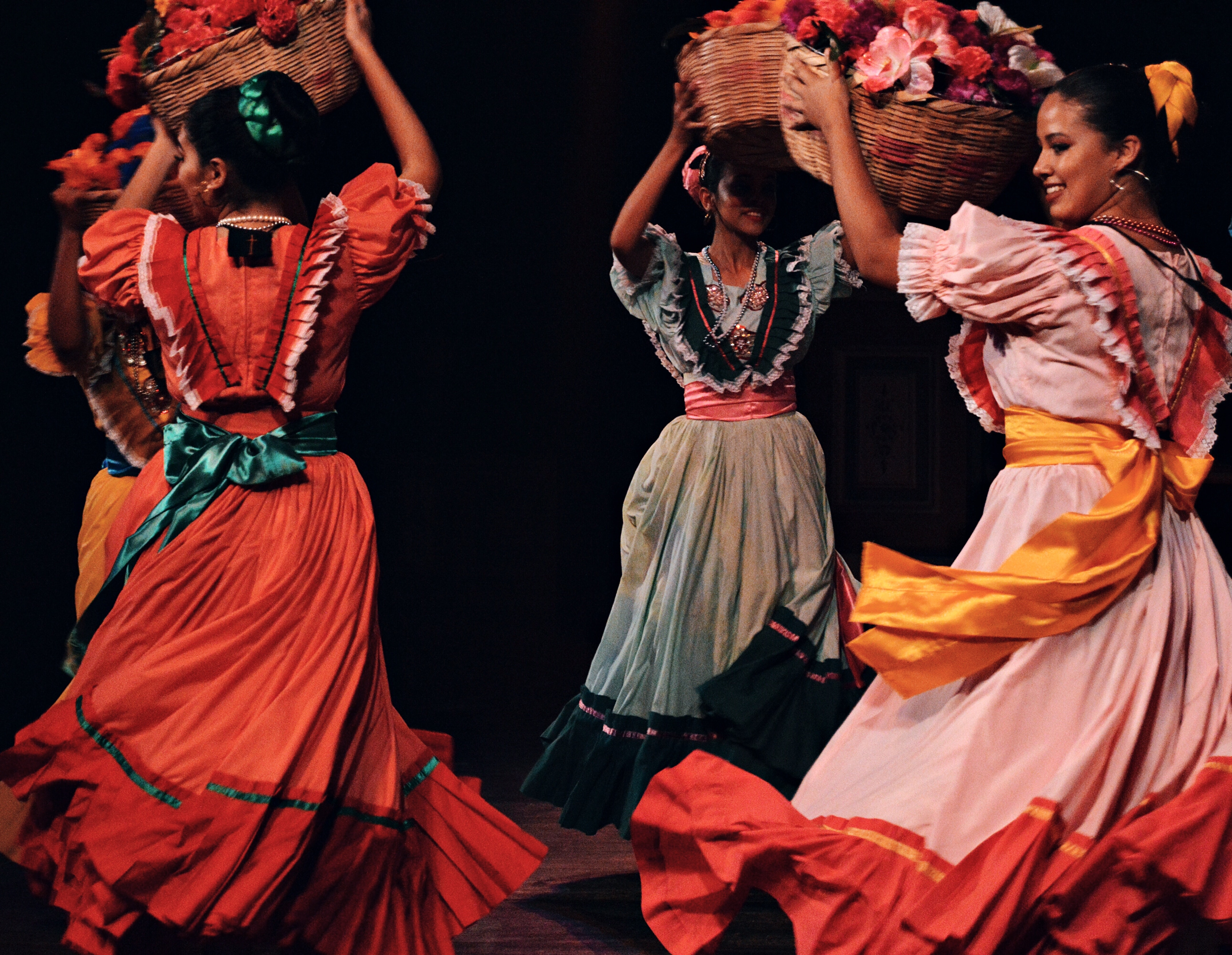 Mes de la Herencia Hispana 2025 celebra contribuciones mexicanas en Estados Unidos con eventos binacionales