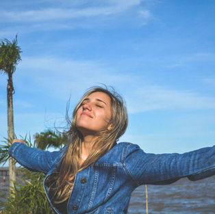 HAPPINESS AND THE ART OF BEING WITH YOURSELF