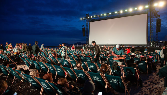 30 Movies For Travelers
