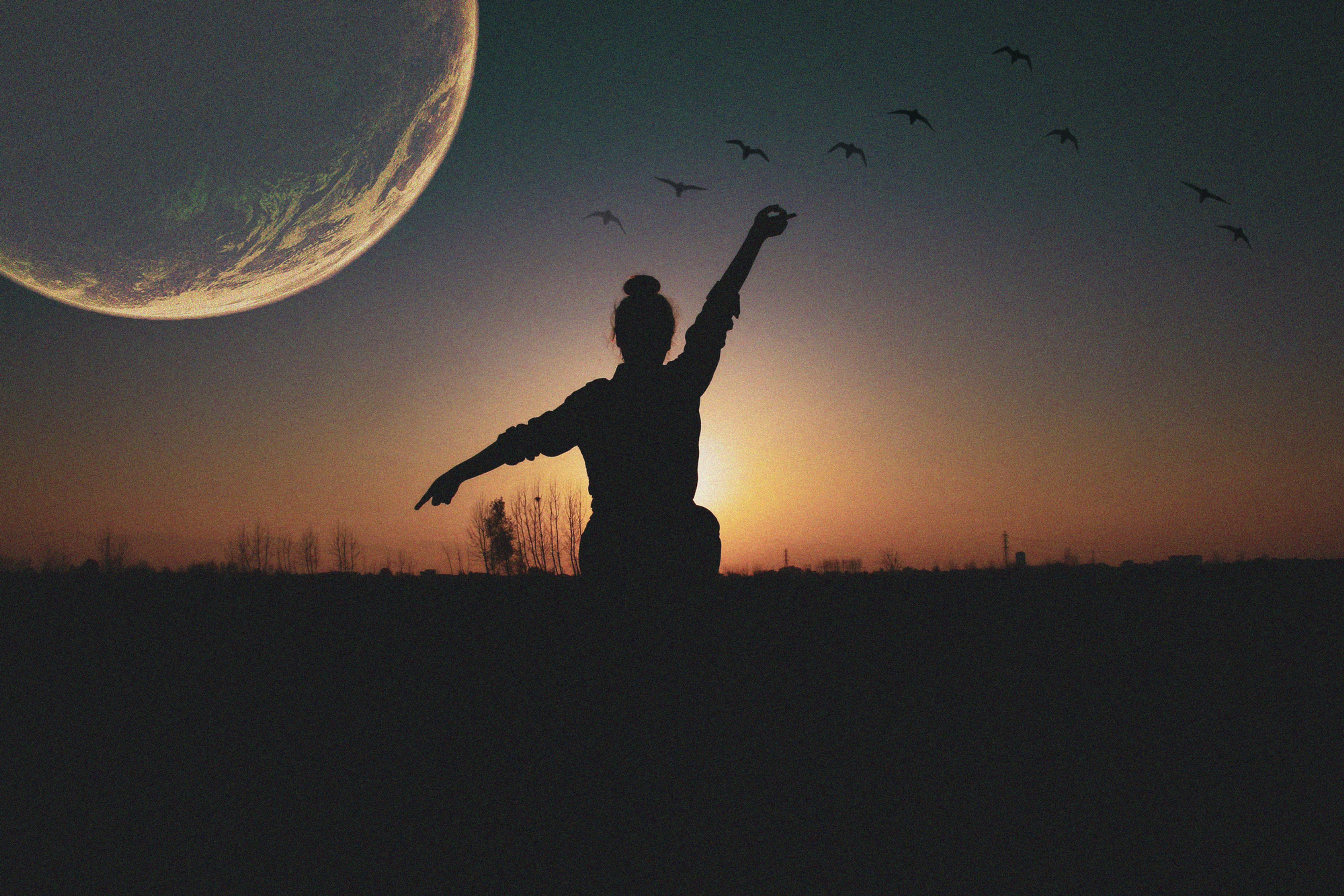 CREATE A MINDSET FOR MANIFESTATION HYPNOSIS PACKAGE