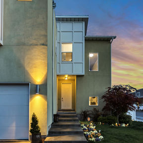 Should I sell via auction or private sale?
