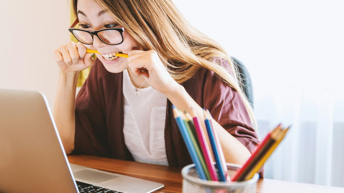 Why Your Workplace Could Be the Secret to Boosting Productivity (Or the Reason You’re Staring at Your Screen Like a Zombie)