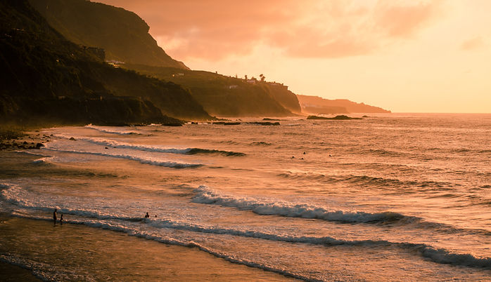 coucher de soleil sur une plage