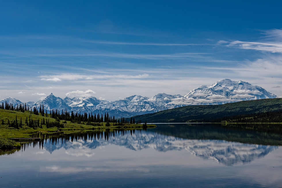 Image of an Alaskan lake by Barth Bailey