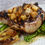 Thumbnail: PORC ET LÉGUMES GRILLÉS, PÂTES À L'AIL