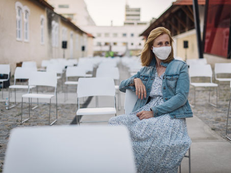 Beat social disconnect with a FREE virtual creative writing workshop!