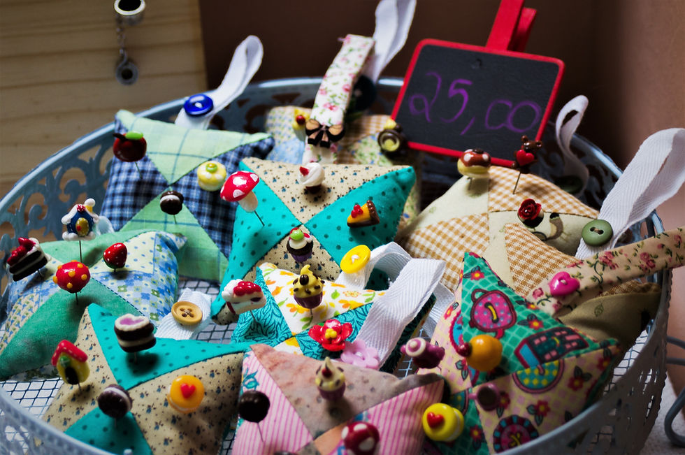 Holiday Craft Fair - Vendor Applications available