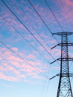 A CRISE FINANCEIRA SILENCIOSA QUE COMEÇA A REDESENHAR O SETOR ELÉTRICO BRASILEIRO